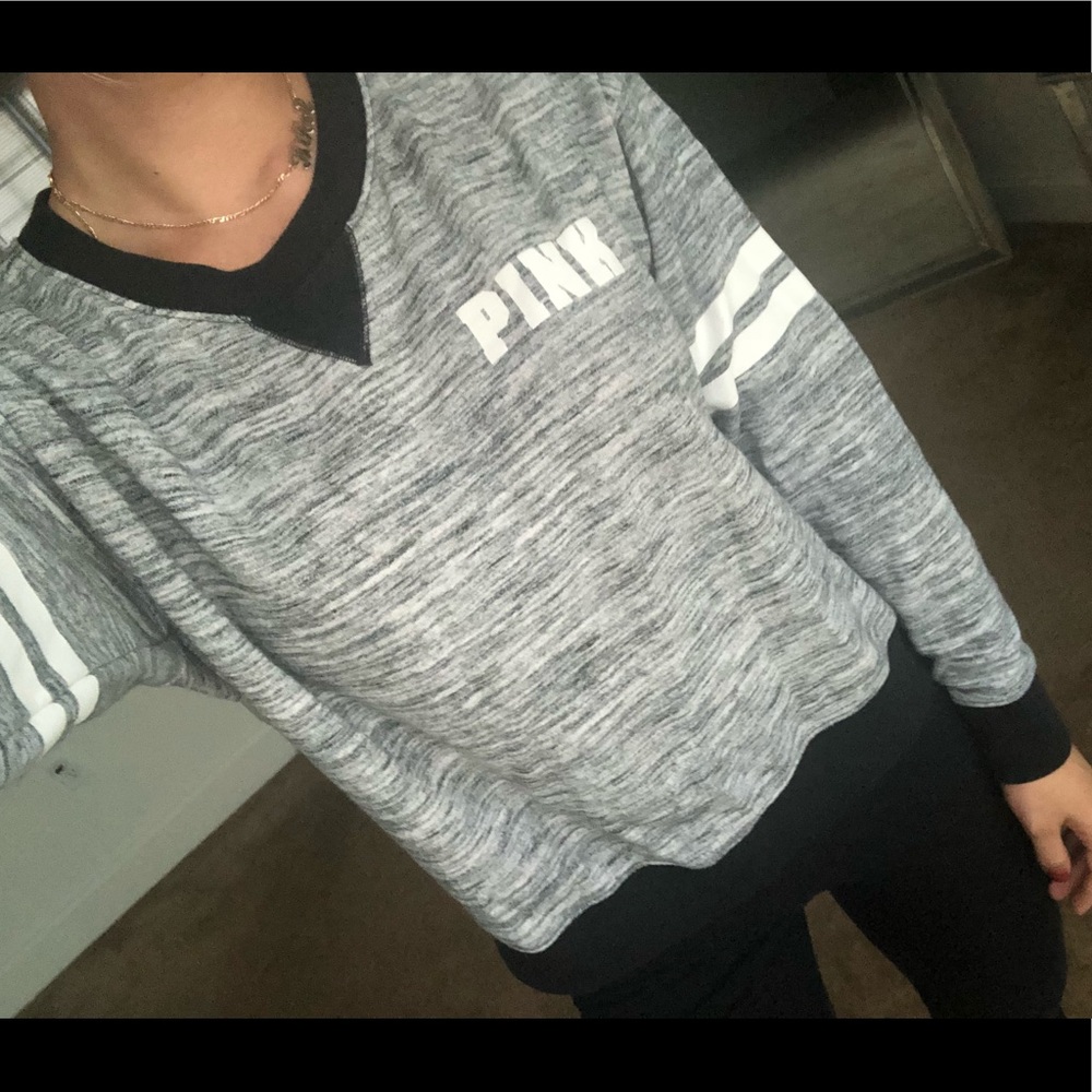 PINK Crew Neck